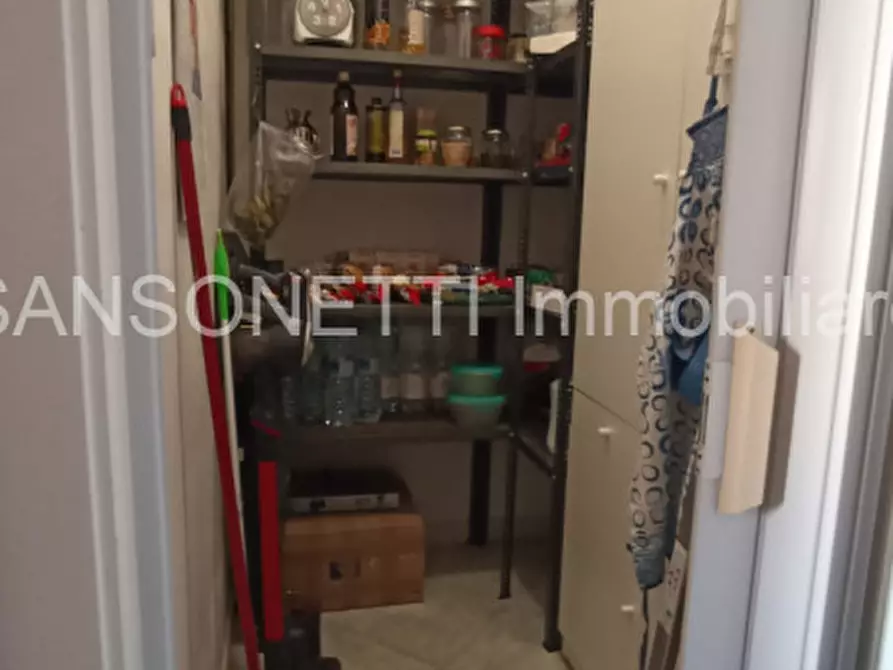 Immagine 14 di Appartamento in vendita  in via Scelba a Fasano