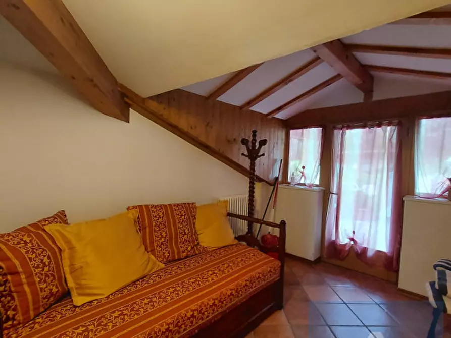 Immagine 25 di Attico in vendita  in S. Margherita 1/A a Ton