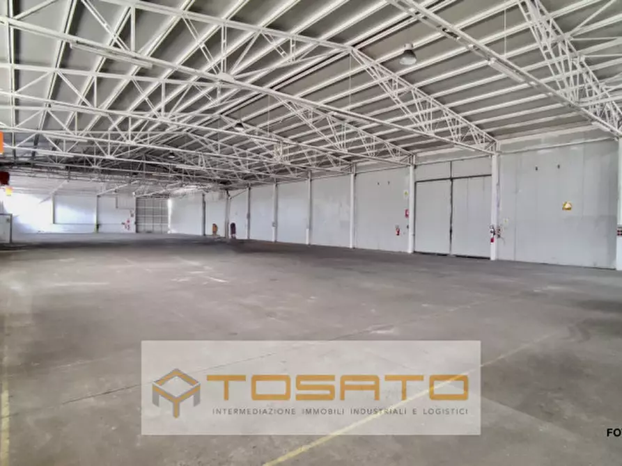 Immagine 3 di Capannone industriale in affitto  a San Martino Buon Albergo