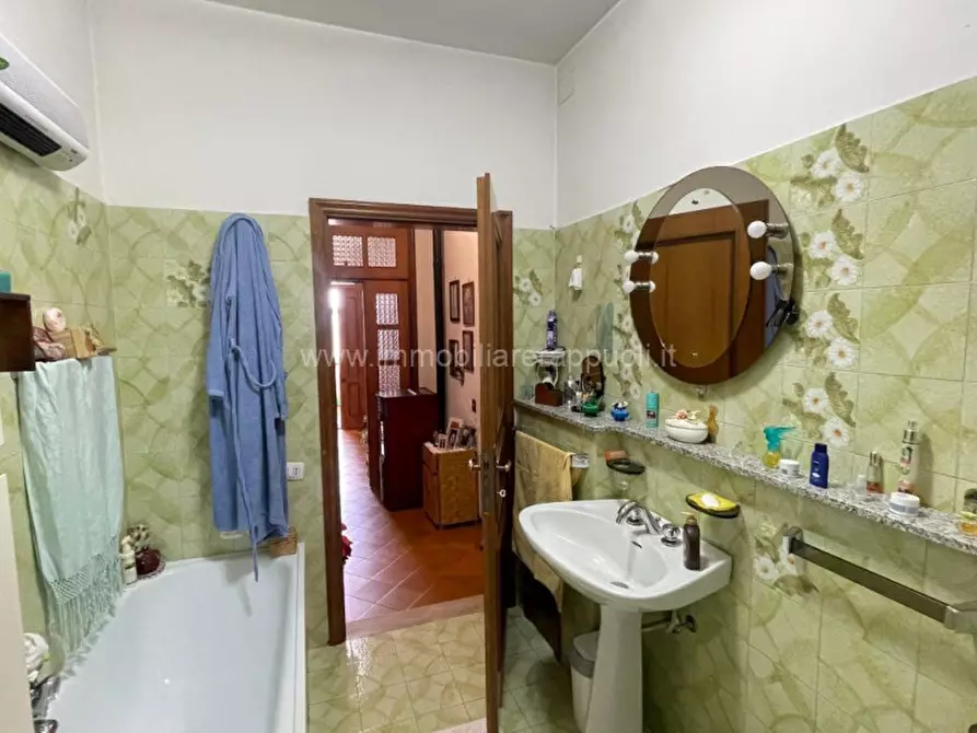 Immagine 21 di Casa indipendente in vendita  a Sinalunga