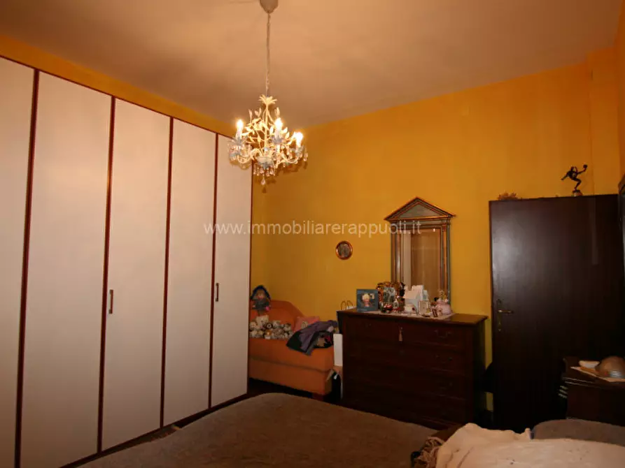 Immagine 14 di Appartamento in vendita  a Sinalunga