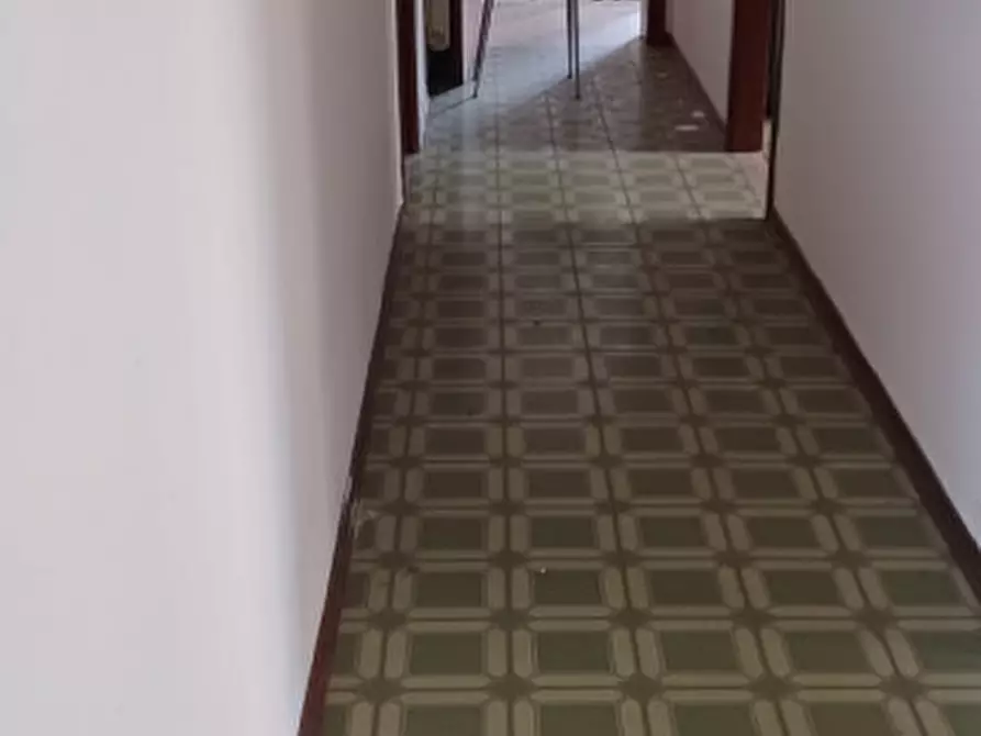 Immagine 34 di Palazzo in vendita  a Trecenta