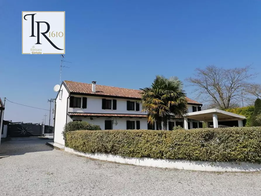 Immagine 15 di Casa indipendente in vendita  a Giacciano Con Baruchella