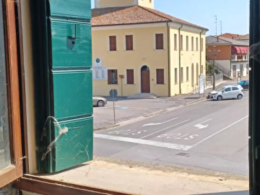 Immagine 15 di Palazzo in vendita  a Trecenta