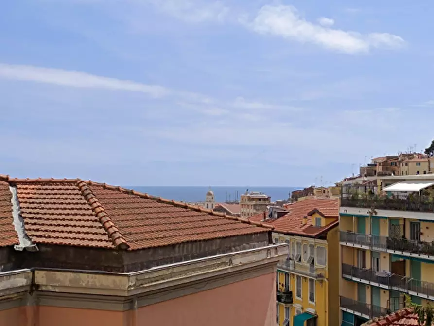 Immagine 2 di Appartamento in vendita  in Via Zeffiro Massa a San Remo