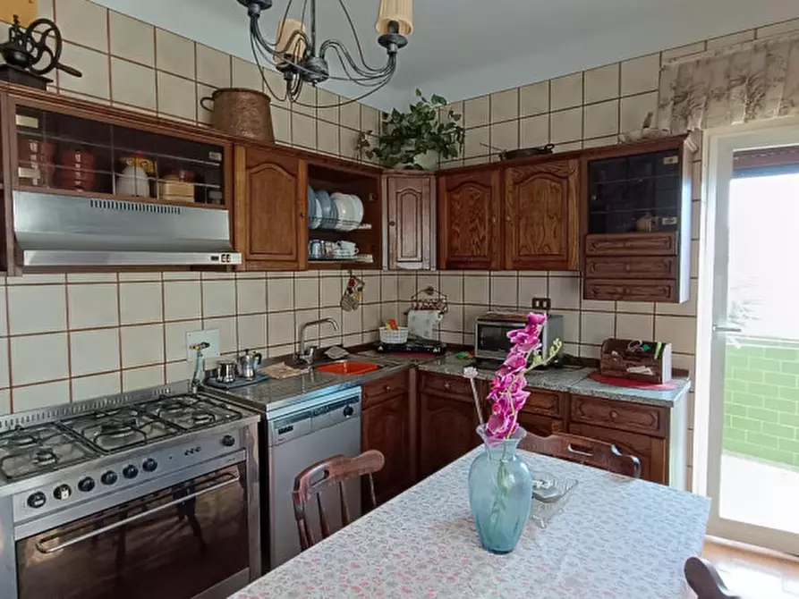 Immagine 10 di Appartamento in vendita  in Via Zeffiro Massa a San Remo