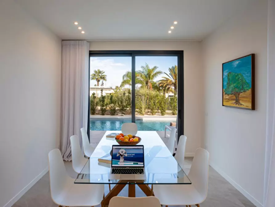 Immagine 18 di Villa in vendita  a Pozzallo