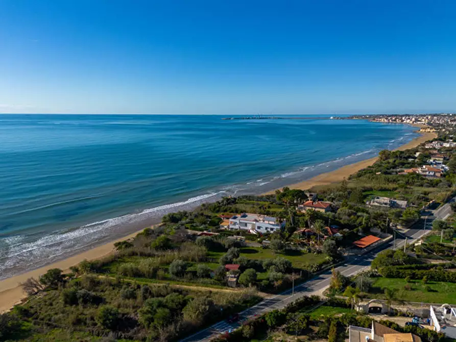 Immagine 24 di Villa in vendita  a Pozzallo