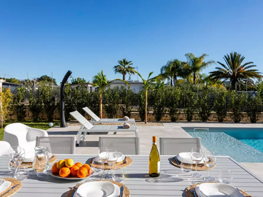 Immagine 35 di Villa in vendita  a Pozzallo
