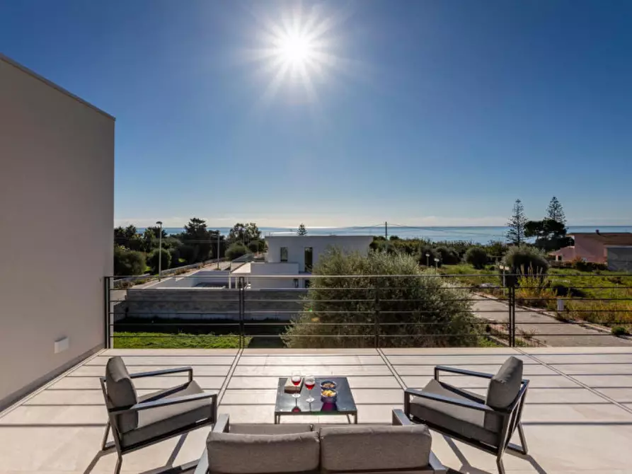 Immagine 38 di Villa in vendita  a Pozzallo