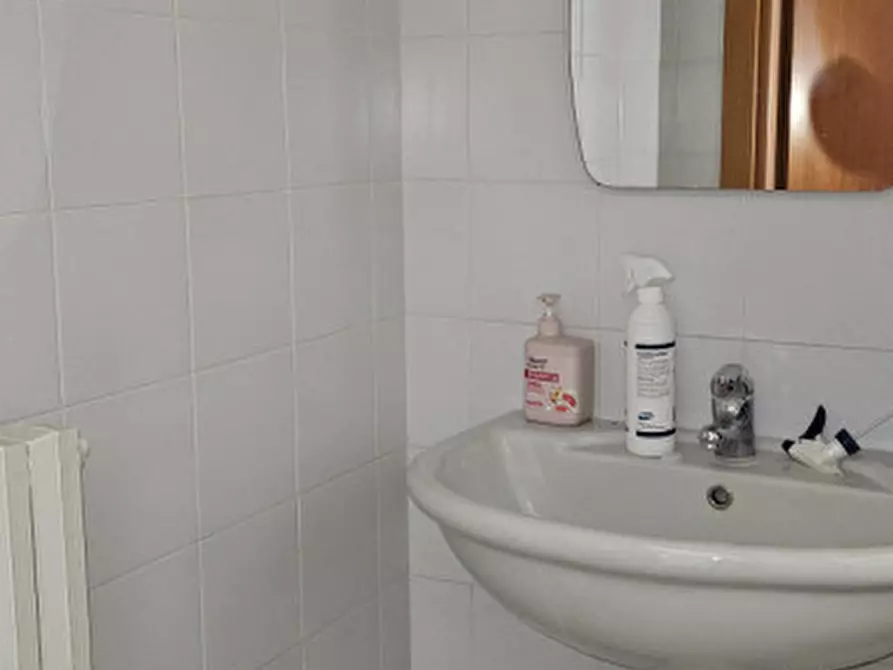 Immagine 5 di Ufficio in vendita  in Via Cavour a Este