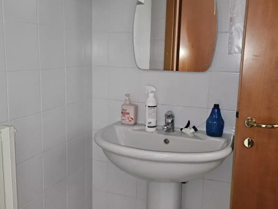 Immagine 6 di Ufficio in vendita  in Via Cavour a Este