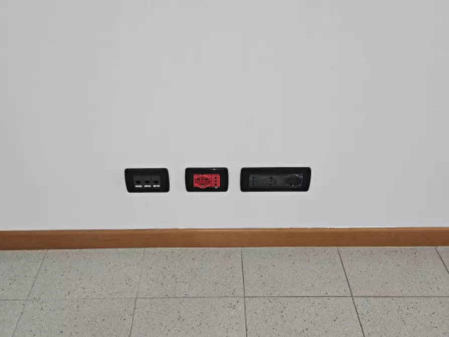 Immagine 8 di Ufficio in vendita  in Via Cavour a Este