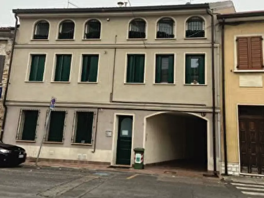 Immagine 1 di Appartamento in vendita  in VIA GIUSEPPE MAZZINI 71 a Viadana