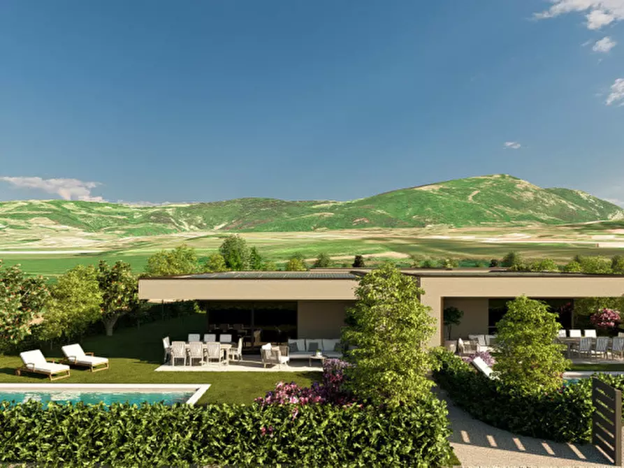 Immagine 24 di Villa in vendita  a Costermano sul Garda