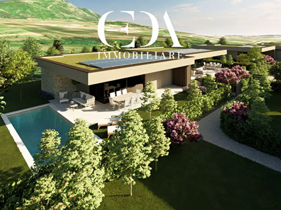 Immagine 2 di Villa in vendita  in Marciaga a Costermano sul Garda