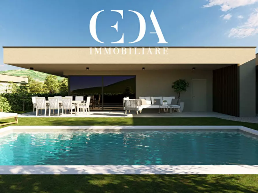 Immagine 5 di Villa in vendita  in Marciaga a Costermano sul Garda