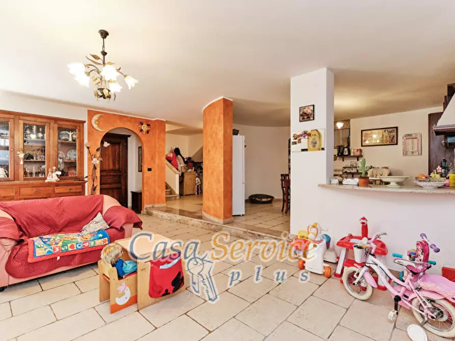 Immagine 21 di Villa in vendita  in Via Arturo Toscanini, 73020 Nociglia LE, Italia a Nociglia