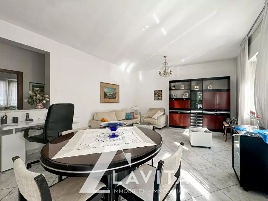 Immagine 3 di Appartamento in vendita  in via Resia a Bolzano