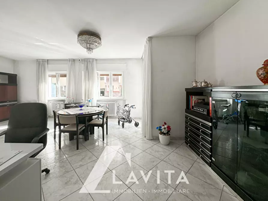 Immagine 4 di Appartamento in vendita  in via Resia a Bolzano