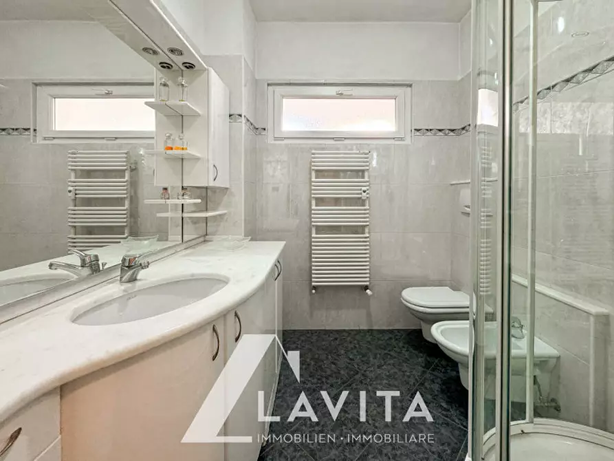 Immagine 18 di Appartamento in vendita  in via Resia a Bolzano