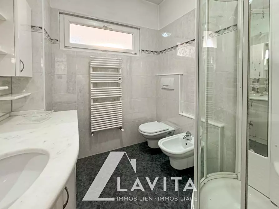 Immagine 20 di Appartamento in vendita  in via Resia a Bolzano