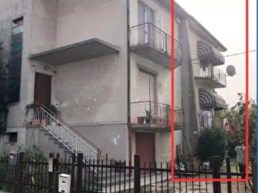 Immagine 1 di Villetta a schiera in vendita  in VIA ARRIVABENE 8 a Ostiglia