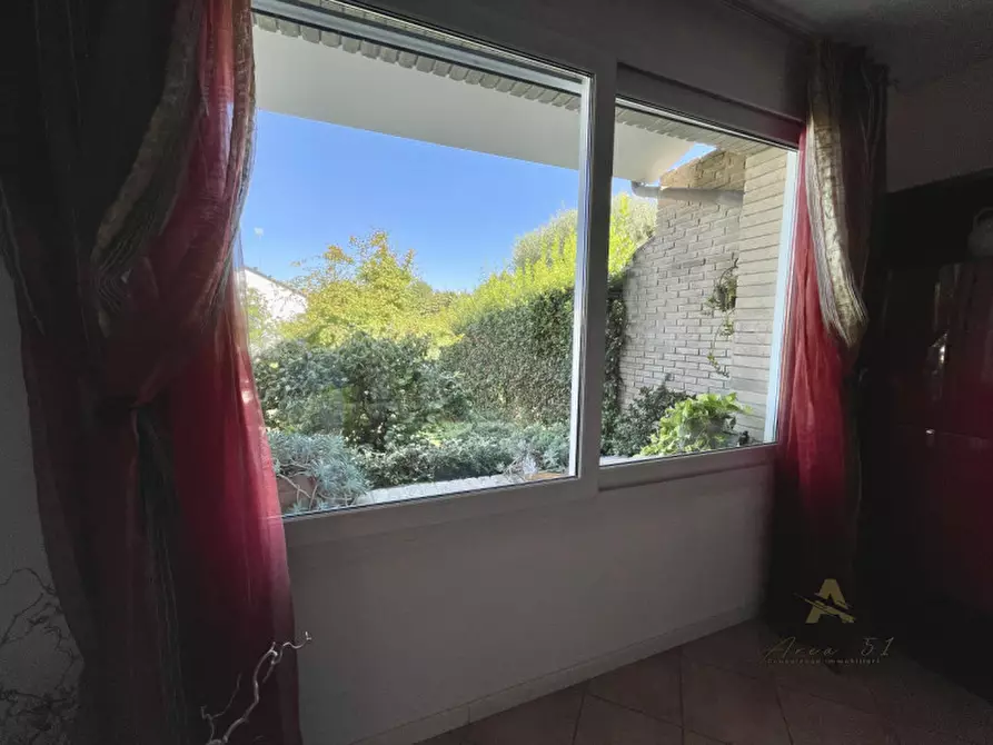 Immagine 8 di Villetta a schiera in vendita  in via mentana a Lignano Sabbiadoro