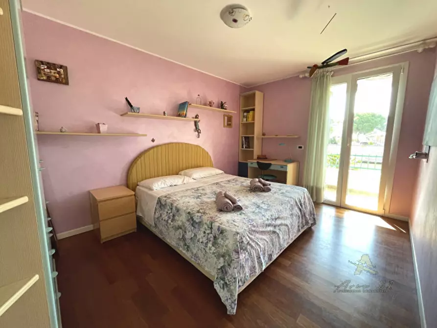 Immagine 12 di Villetta a schiera in vendita  in via mentana a Lignano Sabbiadoro