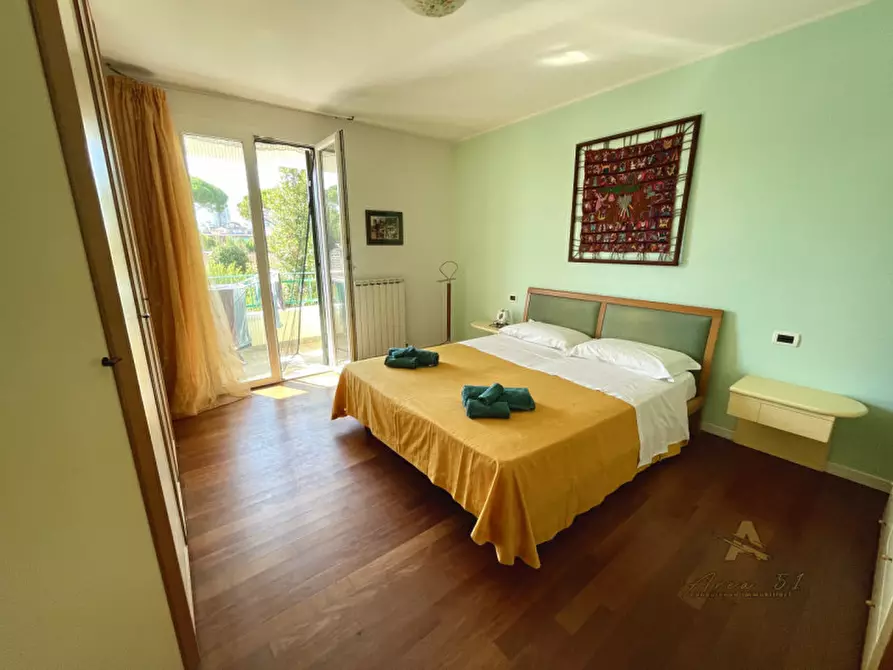 Immagine 15 di Villetta a schiera in vendita  in via mentana a Lignano Sabbiadoro