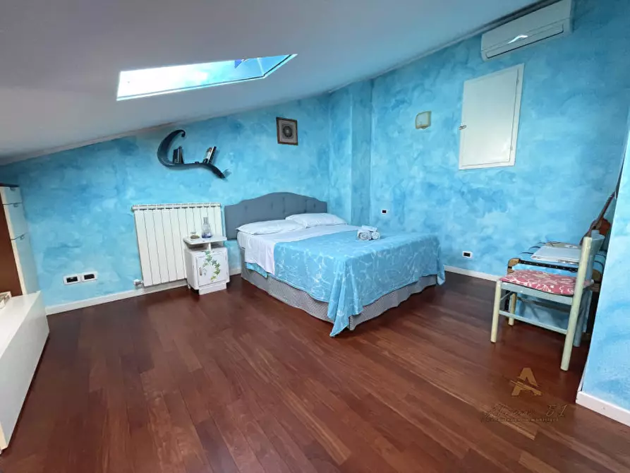 Immagine 17 di Villetta a schiera in vendita  in via mentana a Lignano Sabbiadoro