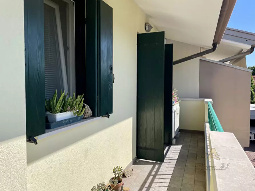 Immagine 21 di Villetta a schiera in vendita  in via mentana a Lignano Sabbiadoro