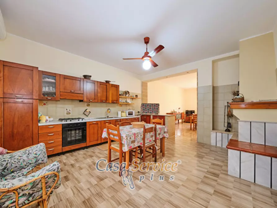 Immagine 4 di Appartamento in vendita  in Via Trento, Supersano, LE, Italia a Supersano