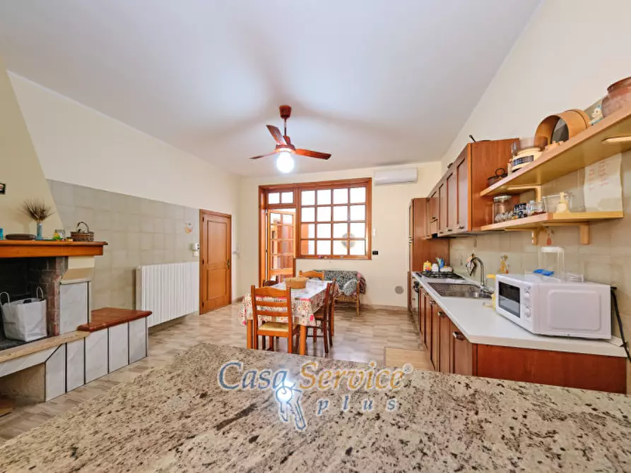 Immagine 5 di Appartamento in vendita  in Via Trento, Supersano, LE, Italia a Supersano