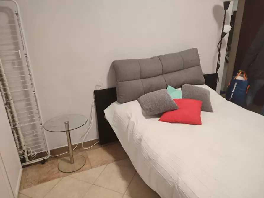 Immagine 23 di Appartamento in affitto  in Traversa Michele Pietravalle a Napoli