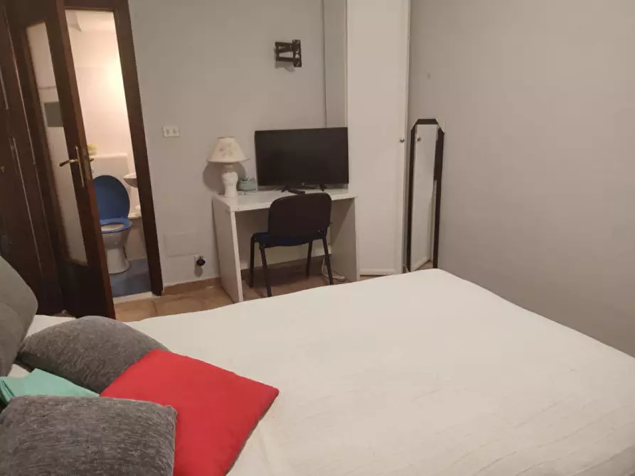 Immagine 24 di Appartamento in affitto  in Traversa Michele Pietravalle a Napoli