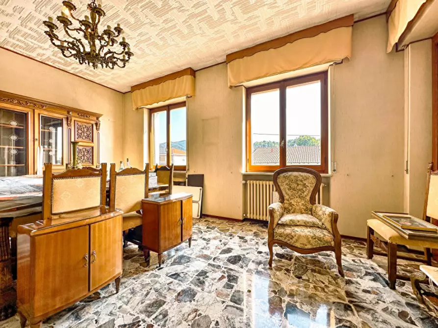 Immagine 2 di Casa indipendente in vendita  in Via Federico Peretti, 38 a Grignasco