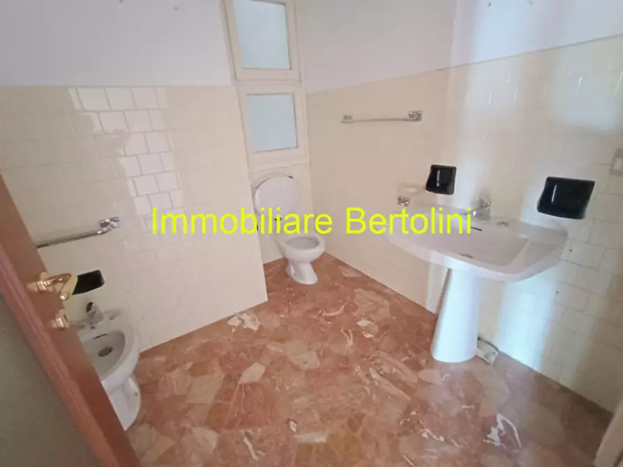 Immagine 20 di Appartamento in vendita  in VIA SOLARO a San Remo