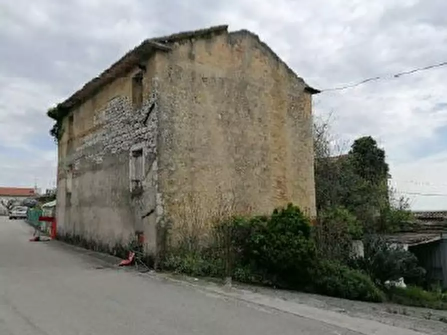 Immagine 1 di Casa indipendente in vendita  in Via Guitcillo da Montanara a Sarmede