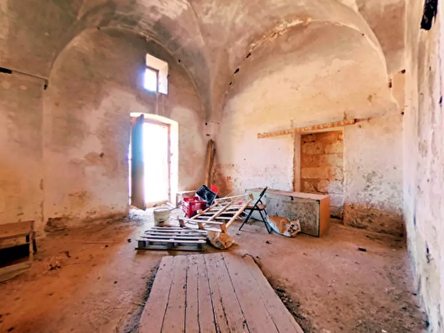 Immagine 35 di Rustico / casale in vendita  in NATU a Fasano