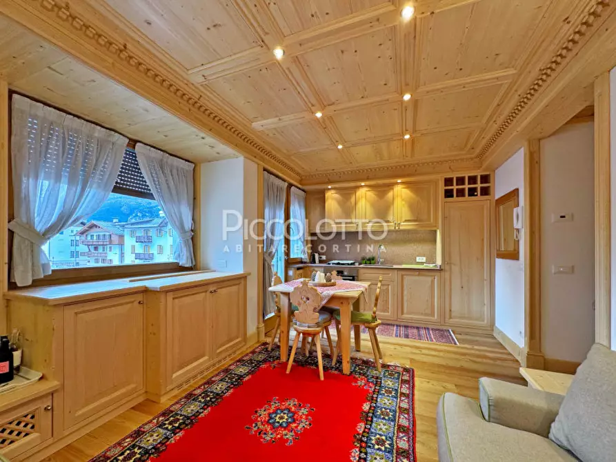 Immagine 3 di Appartamento in vendita  in Corso Italia a Cortina D'ampezzo