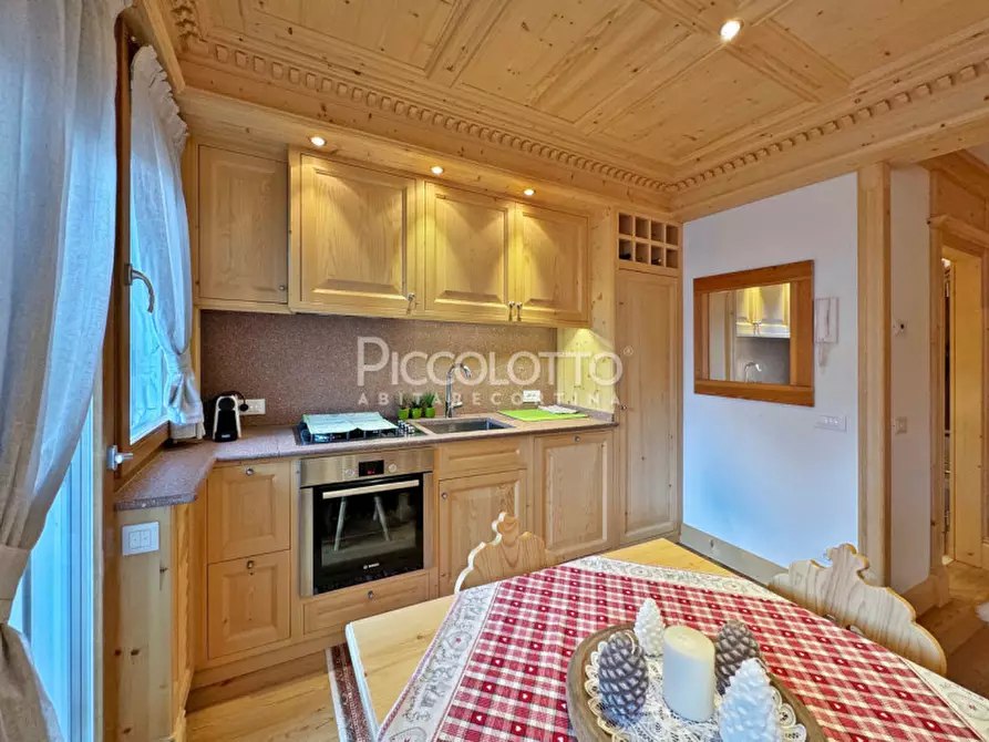 Immagine 4 di Appartamento in vendita  in Corso Italia a Cortina D'ampezzo