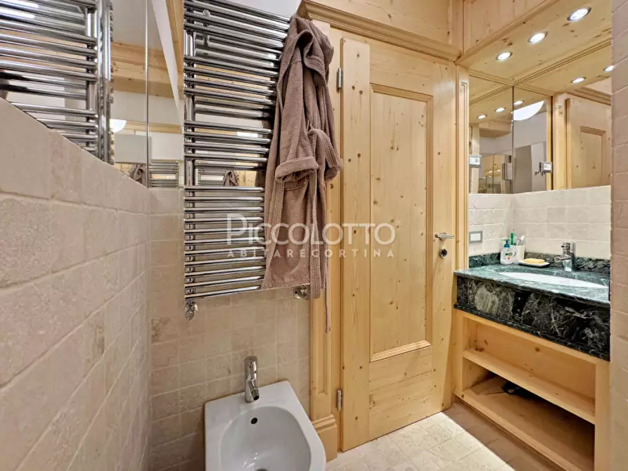 Immagine 13 di Appartamento in vendita  in Corso Italia a Cortina D'ampezzo