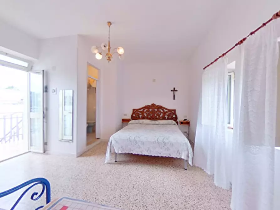 Immagine 36 di Rustico / casale in vendita  in SKYSE a Fasano