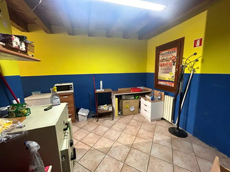 Immagine 7 di Negozio in affitto  in Via San Nazaro, 40 a Verona