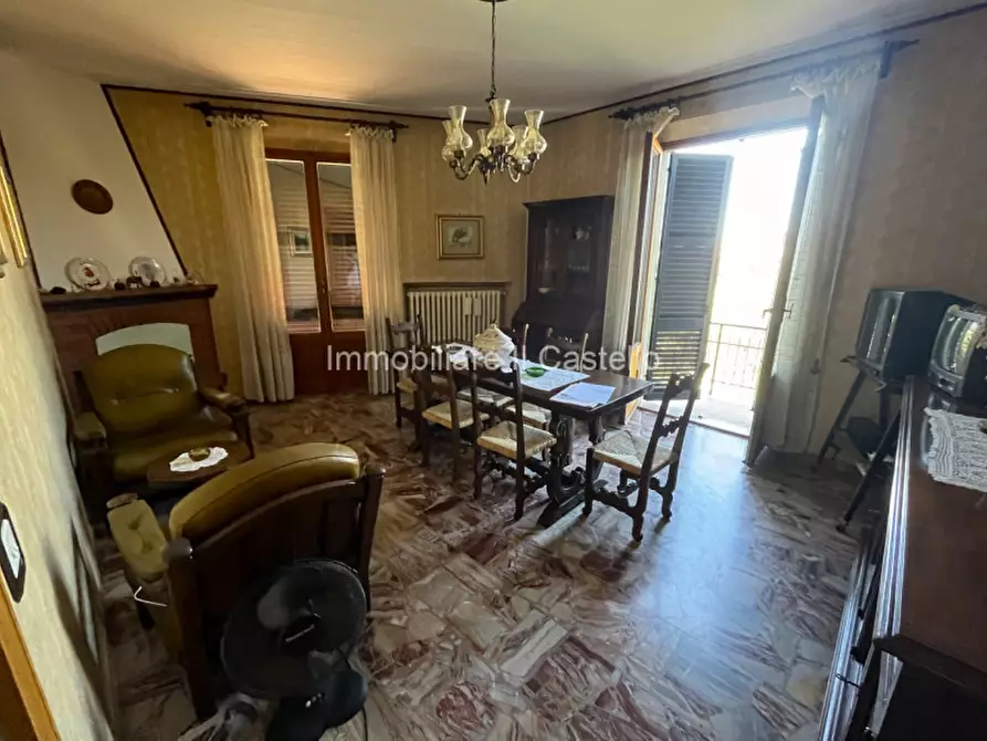 Immagine 2 di Casa indipendente in vendita  in Via Bartoli a Castiglione Del Lago