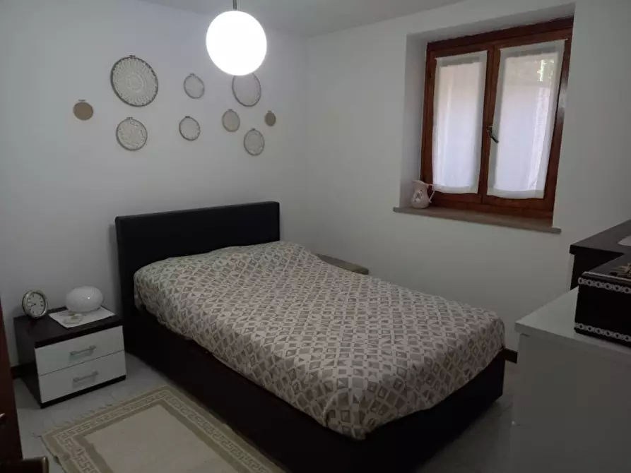 Immagine 8 di Appartamento in vendita  in via lessini a Cerro Veronese