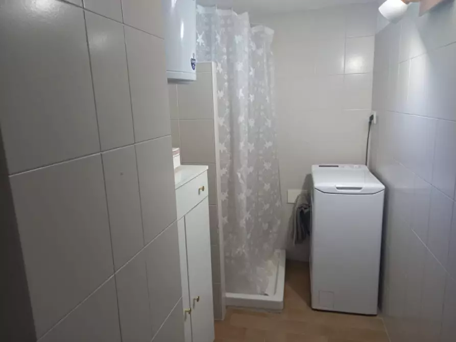 Immagine 27 di Appartamento in vendita  in via lessini a Cerro Veronese