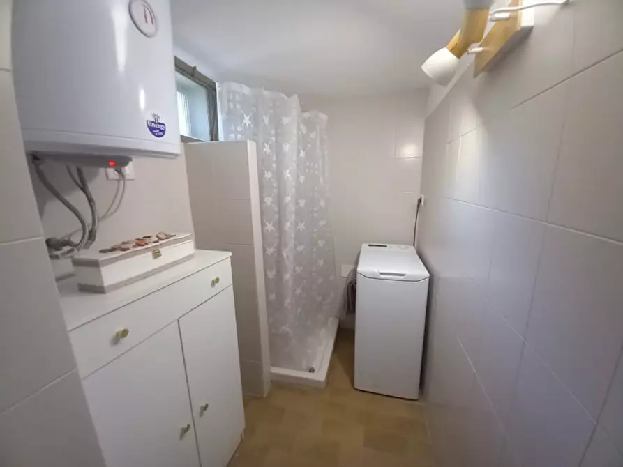 Immagine 28 di Appartamento in vendita  in via lessini a Cerro Veronese