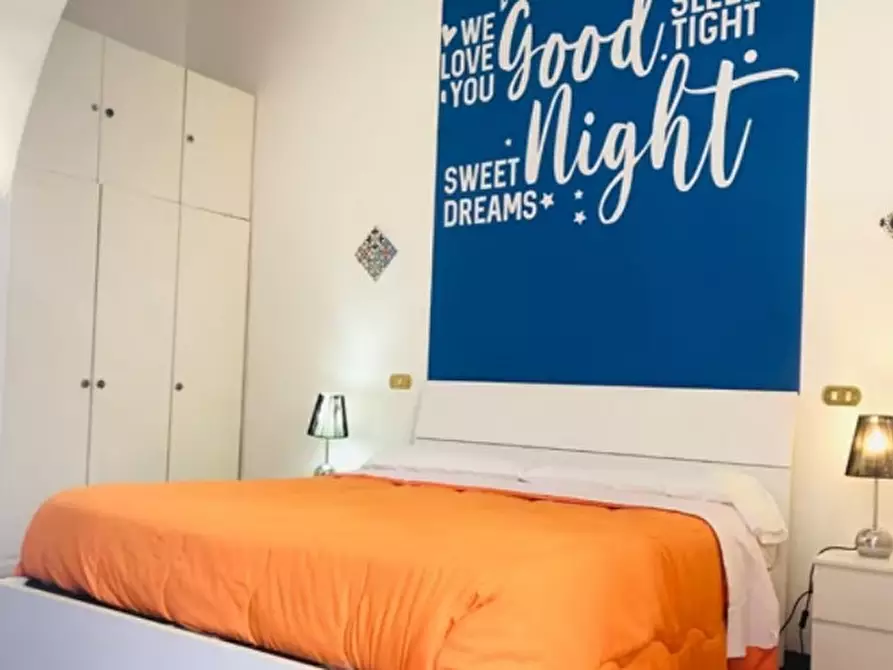 Immagine 2 di Appartamento in affitto  in Via Toledo a Napoli